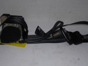 Used Seatbelt tensioner, right Renault Twingo Price € 55,00 Margin scheme offered by Autobedrijf G.H. Wessel B.V.