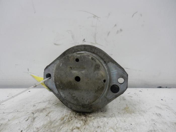 Used Engine mount BMW 6 serie (E63) 630i 24V Price € 26,25 Margin scheme offered by Wessel Parts & Service B.V.