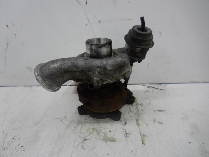 Gebrauchte Turbo Opel Vectra Preis € 156,45 Margenregelung angeboten von Wessel Parts & Service B.V.