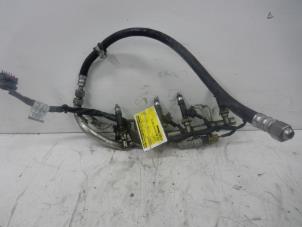 Used Injector housing Mercedes Vito (639.6) 2.2 109 CDI 16V Price € 99,00 Margin scheme offered by Autobedrijf G.H. Wessel B.V.