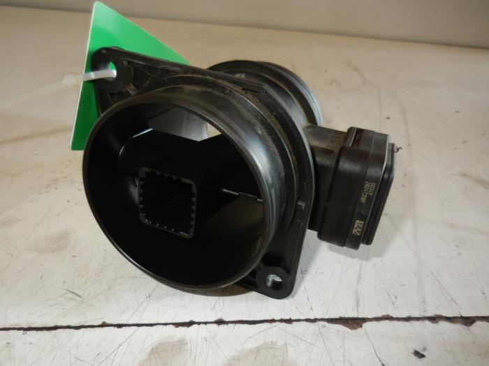 Begagnade Luftflödesmätare Volkswagen Polo V (6R) Pris € 40,95 Marginaltabell erbjuds av Wessel Parts & Service B.V.