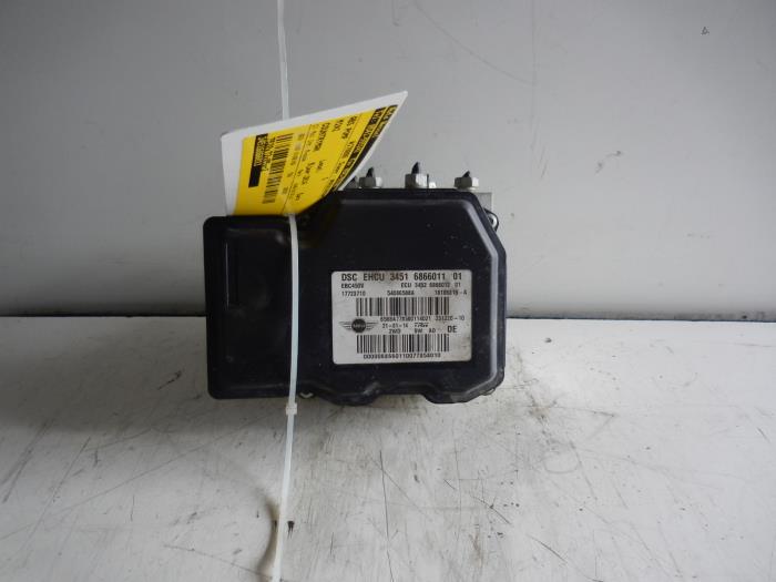 Begagnade ABS-pump Mini Countryman (R60) 1.6 16V Cooper Pris € 208,95 Marginaltabell erbjuds av Wessel Parts & Service B.V.