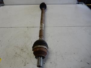 Used Drive shaft, rear right Renault Twingo III (AH) 1.0 SCe 70 12V Price € 149,00 Margin scheme offered by Autobedrijf G.H. Wessel B.V.
