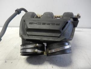Usagé Tubulure d'admission Porsche Boxster (987) 2.7 24V Prix € 185,00 Règlement à la marge proposé par Autobedrijf G.H. Wessel B.V.