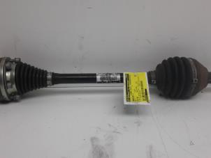 Used Front drive shaft, left Volkswagen Polo V (6R) 1.4 TDI Price € 139,00 Margin scheme offered by Autobedrijf G.H. Wessel B.V.