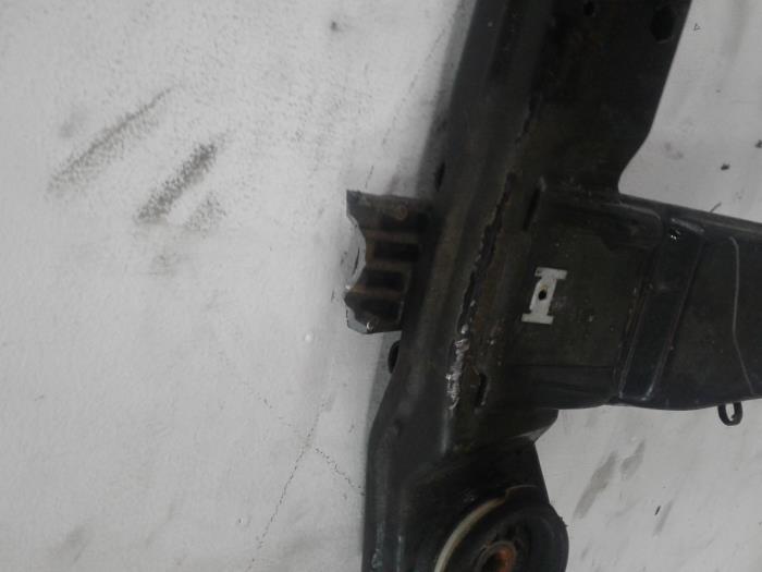 Subframe from a Opel Astra J (PC6/PD6/PE6/PF6) 1.7 CDTi 16V 110 2013