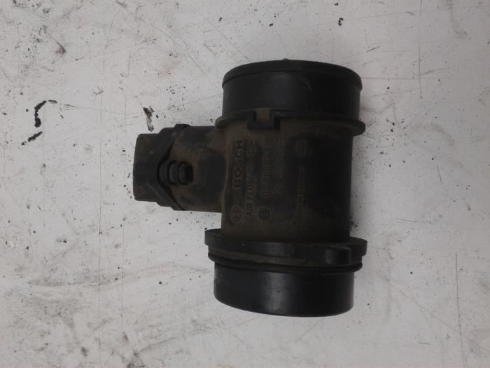 Begagnade Luftflödesmätare Opel Agila (A) Pris € 47,25 Marginaltabell erbjuds av Wessel Parts & Service B.V.