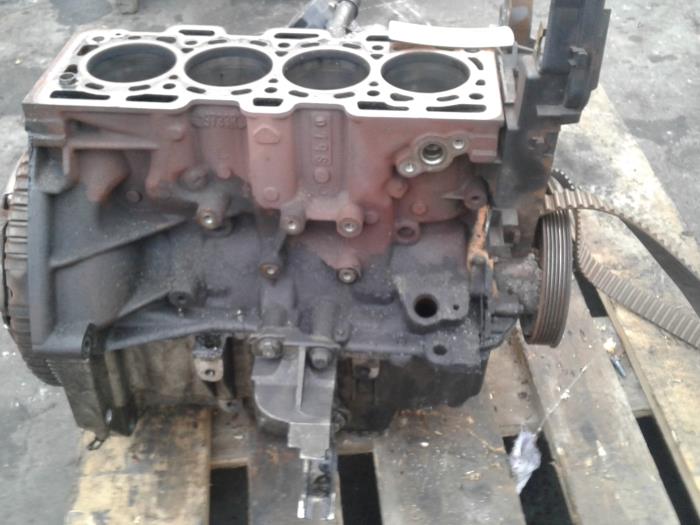 Engine crankcase from a Mercedes-Benz Citan (415.7) 1.5 108 CDI Crewbus 2014