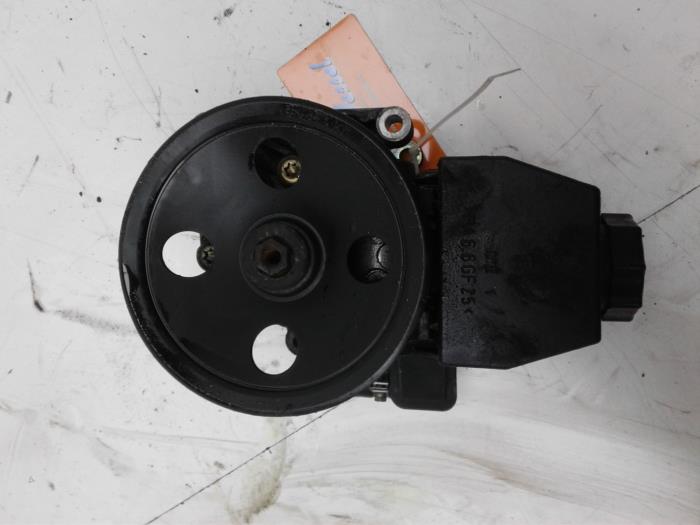 Begagnade Servostyrningspump Mercedes E (W210) 2.8 E-280 24V Pris € 78,75 Marginaltabell erbjuds av Wessel Parts & Service B.V.