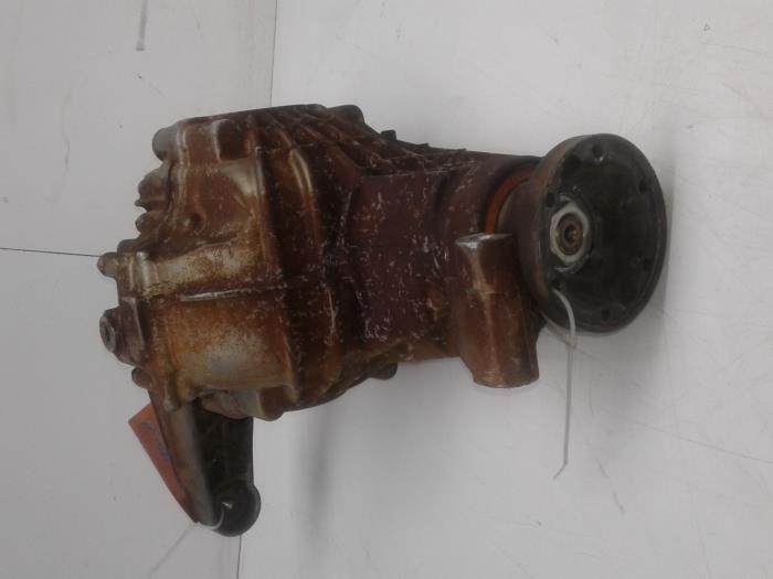 Front differential from a Mercedes-Benz ML I (163) 320 3.2 V6 18V Autom. 1998