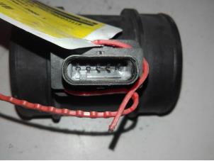 Luftmengenmesser van een Opel Zafira (M75) 1.7 CDTi 16V 2009
