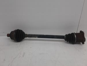 Used Front drive shaft, right Audi A6 Avant (C6) 2.0 TDI 16V Price € 99,00 Margin scheme offered by Autobedrijf G.H. Wessel B.V.