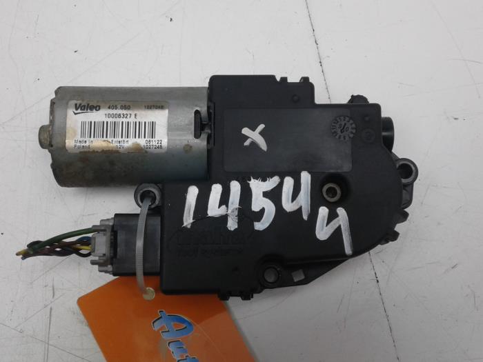 Używane Silnik szyberdachu Mercedes S (W221) 3.0 S-320 CDI 24V Cena € 89,25 Procedura marży oferowane przez Wessel Parts & Service B.V.