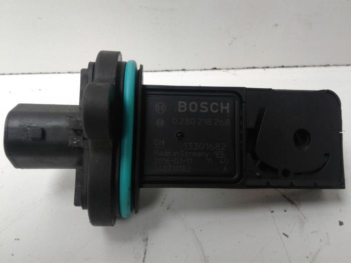 Usagé Débitmètre Opel Corsa E 1.4 16V Bi-Fuel Prix € 68,25 Règlement à la marge proposé par Wessel Parts & Service B.V.