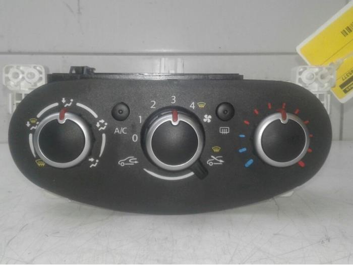 thumbnail interactive-video image 1 of New Genuine Renault Twingo Air Conditioning Control Panel - Part 9440010237 1 of 3