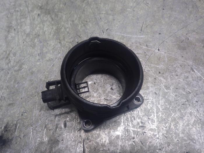 Begagnade Luftflödesmätare Mercedes R (W251) Pris € 52,50 Marginaltabell erbjuds av Wessel Parts & Service B.V.