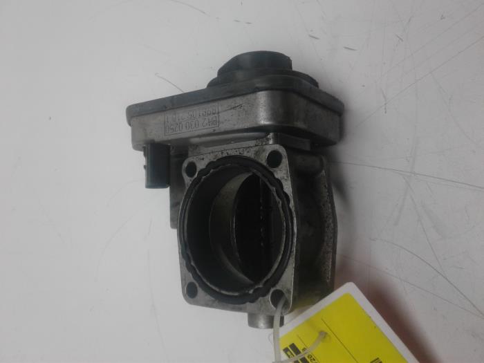 Throttle body Opel Astra J Sports Tourer 1.7 CDTi 16V 8981052101 A17DTR