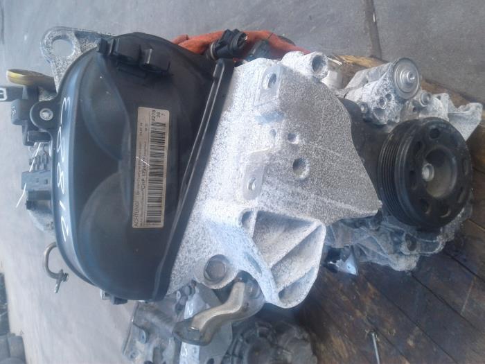 Engine from a Audi Q3 (8UB/8UG)  2014