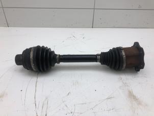 Used Front drive shaft, left Audi A5 Cabrio (8F7) 2.0 TDI 16V Price € 175,00 Margin scheme offered by Autobedrijf G.H. Wessel B.V.
