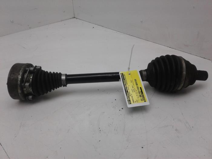 Gebrauchte Antriebswelle links vorne Volkswagen Golf VII (AUA) 1.6 TDI 16V Preis € 36,75 Margenregelung angeboten von Wessel Parts & Service B.V.