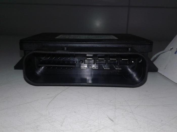 Computer, miscellaneous BMW X3 xDrive20d 16V 685801701 N47D20C