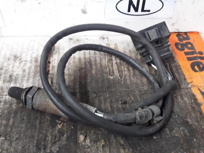 Usados Sonda Lambda Volkswagen Polo III (6N1) 1.4i 60 Precio € 40,00 Norma de margen ofrecido por De Witte Boerderij AutoMotive
