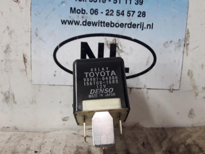 Używane Przekaznik Toyota RAV4 (A2) 2.0 16V VVT-i 4x4 Cena € 15,00 Procedura marży oferowane przez De Witte Boerderij AutoMotive