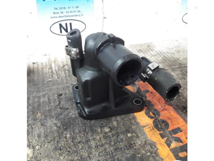 Usagé Thermostat Fiat Doblo Cargo (263) 1.3 MJ 16V DPF Euro 5 Prix € 35,00 Règlement à la marge proposé par De Witte Boerderij AutoMotive