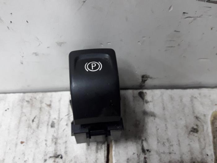 Gebrauchte Handbremse Schalter Opel Meriva Mk.II Preis € 15,00 Margenregelung angeboten von De Witte Boerderij AutoMotive