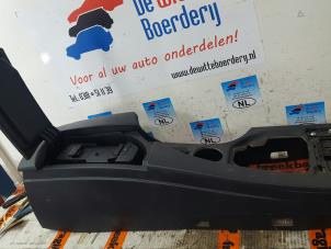 Used Armrest BMW 5 serie Touring (E61) 535d 24V Price € 100,00 Margin scheme offered by De Witte Boerderij B.V.