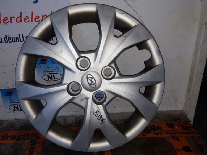 Wheel cover (spare) from a Hyundai i10 (B5) 1.0 12V 2014