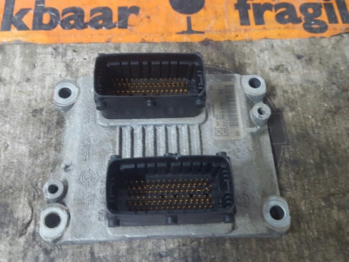 Engine management computer Fiat Stilo (192A/B), 2001 / 2007 1.2 16V 3-Drs., Hatchback, 2-dr, Petrol, 1.242cc, 59kW (80pk), FWD, 188A5000, 2001-10 / 2003-12, 192AXA1B (Used)