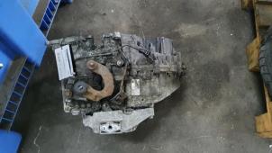 Usados Caja de cambios Ford S-Max (GBW) 2.5 Turbo 20V Precio € 450,00 Norma de margen ofrecido por De Witte Boerderij AutoMotive