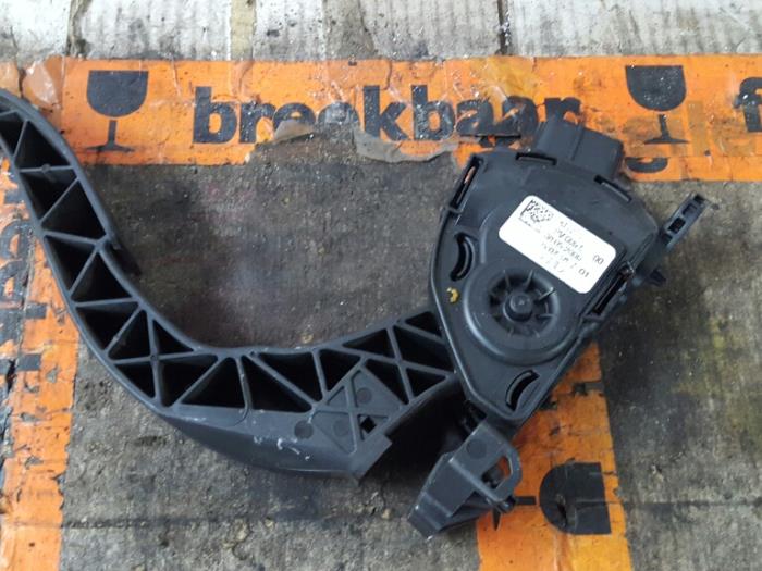 Begagnade Gaspedalsensor Audi A4 Avant (B8) 2.0 TDI 16V Pris € 10,00 Marginaltabell erbjuds av De Witte Boerderij AutoMotive