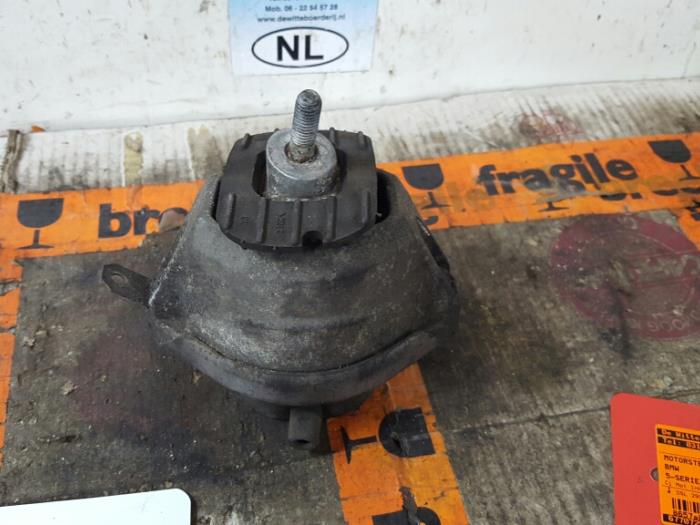 Used Engine mount BMW 5 serie Touring (E61) 535d 24V Price € 35,00 Margin scheme offered by De Witte Boerderij AutoMotive