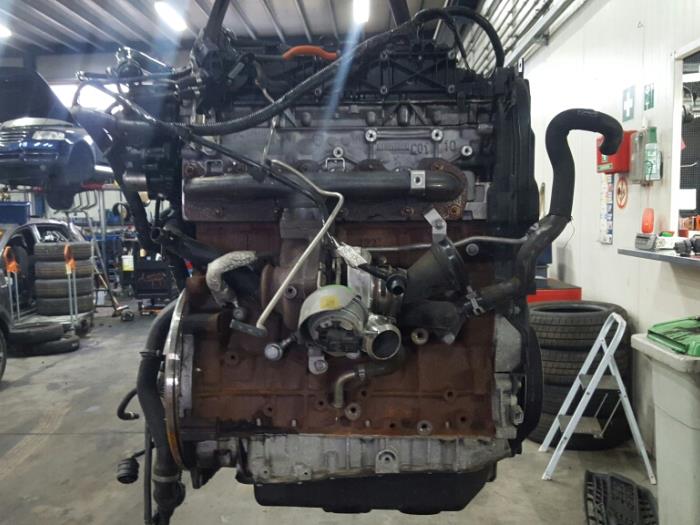 Engine from a Ford Kuga I 2.0 TDCi 16V 140 4x4 2012