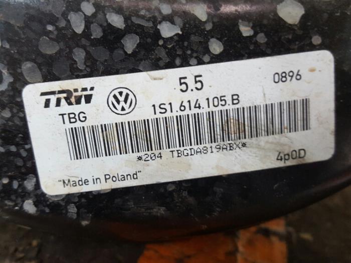 Usados Servofreno Volkswagen Up! (121) 1.0 12V 60 Precio € 40,00 Norma de margen ofrecido por De Witte Boerderij AutoMotive