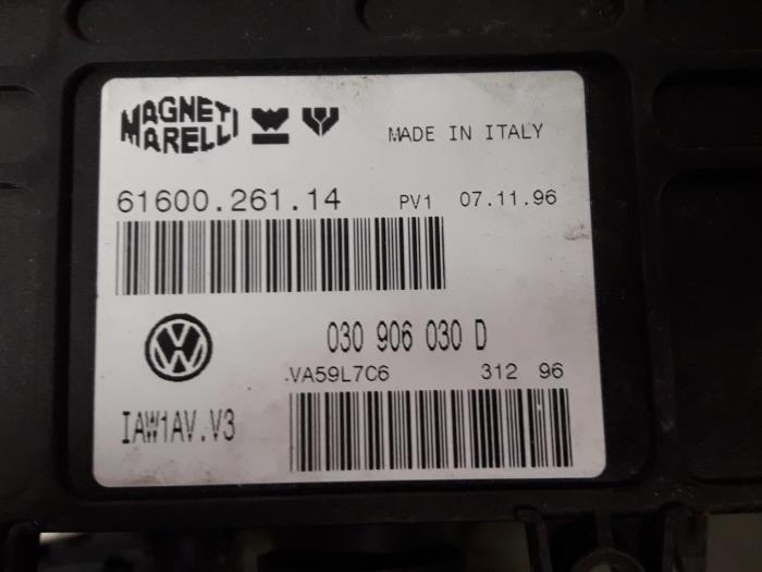 Used Engine management computer Volkswagen Polo III (6N1) 1.4i Price € 65,00 Margin scheme offered by De Witte Boerderij AutoMotive