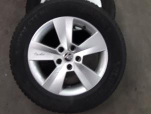 Used Wheel + tyre Skoda Superb Combi (3V5) 1.6 TDI Price € 100,00 Margin scheme offered by De Witte Boerderij B.V.