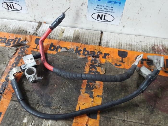 Begagnade Batterisensor BMW 2-Serie Pris € 14,99 Marginaltabell erbjuds av De Witte Boerderij AutoMotive