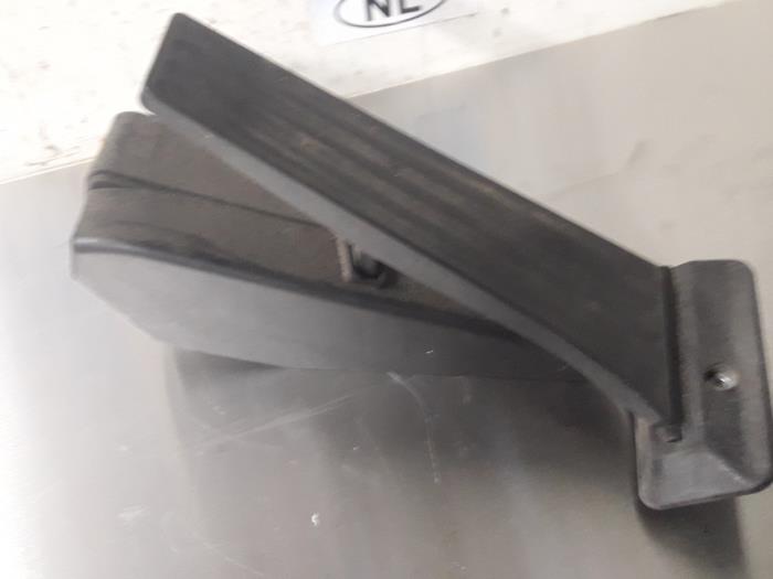 Begagnade Gaspedalsensor BMW 1 serie (E87/87N) 116i 1.6 16V Pris € 10,00 Marginaltabell erbjuds av De Witte Boerderij AutoMotive