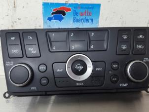 Used Radio control panel Nissan Almera Tino (V10M) 1.8 16V Price € 50,00 Margin scheme offered by De Witte Boerderij B.V.