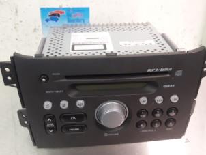 Używane Radioodtwarzacz CD Opel Agila (B) 1.2 16V Cena € 50,00 Procedura marży oferowane przez De Witte Boerderij B.V.