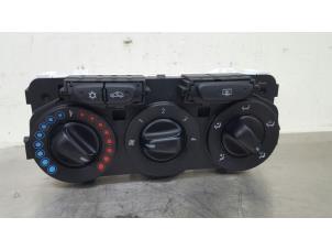 Used Heater control panel Opel Corsa E 1.3 CDTi 16V ecoFLEX Price € 25,00 Margin scheme offered by De Witte Boerderij B.V.