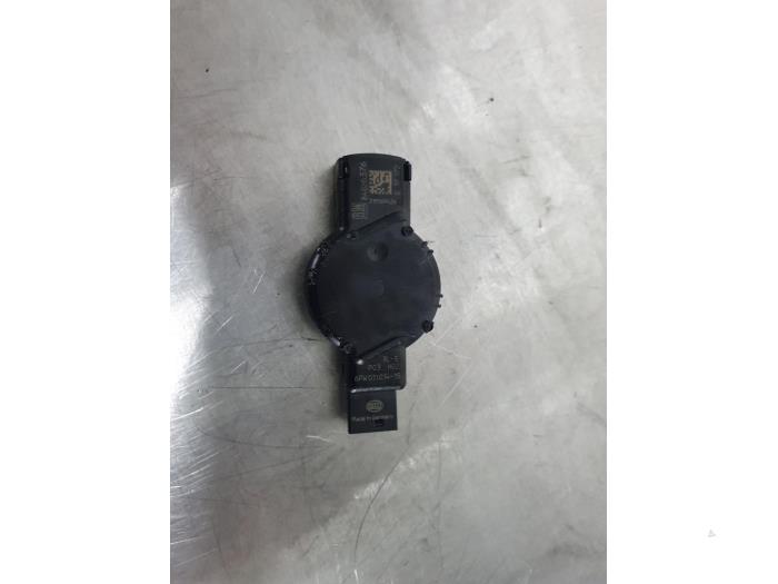Begagnade Regnsensor Opel Corsa E 1.3 CDTi 16V ecoFLEX Pris € 15,00 Marginaltabell erbjuds av De Witte Boerderij AutoMotive