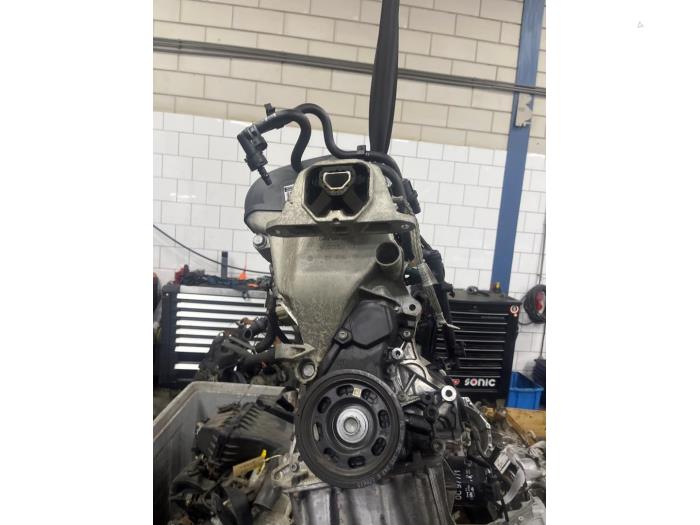 Motor van een Volkswagen Up! (121) 1.0 12V 60 2015