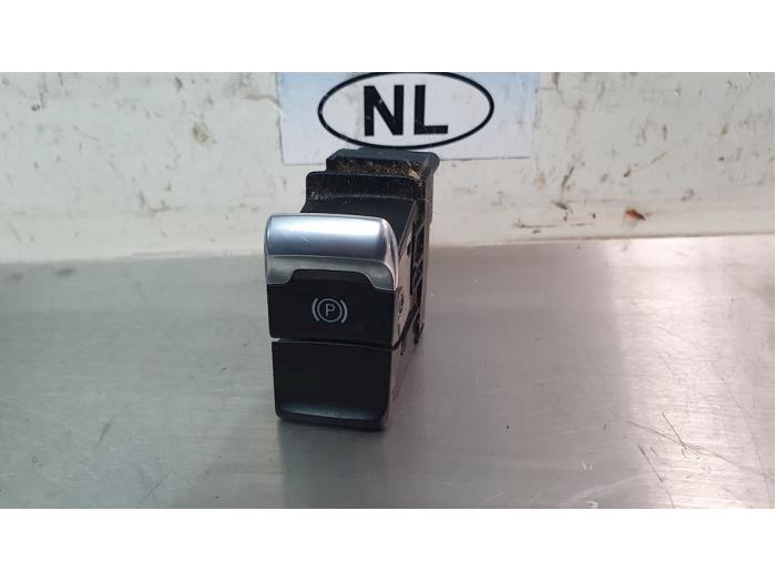 Used Parking brake switch Audi A4 Price € 15,00 Margin scheme offered by De Witte Boerderij AutoMotive