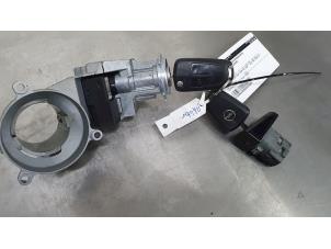 Used Set of locks Opel Corsa D 1.3 CDTi 16V ecoFLEX Price € 50,00 Margin scheme offered by De Witte Boerderij B.V.