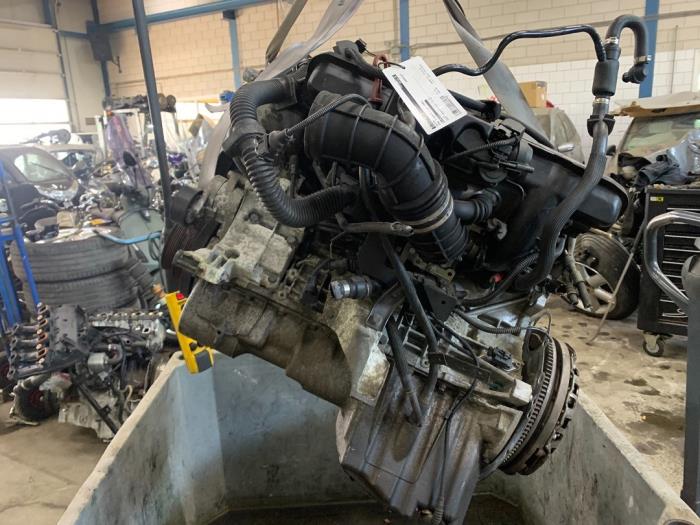 Używane Silnik BMW 3 serie (E46/2) 320 Ci 24V Cena € 300,00 Procedura marży oferowane przez De Witte Boerderij AutoMotive