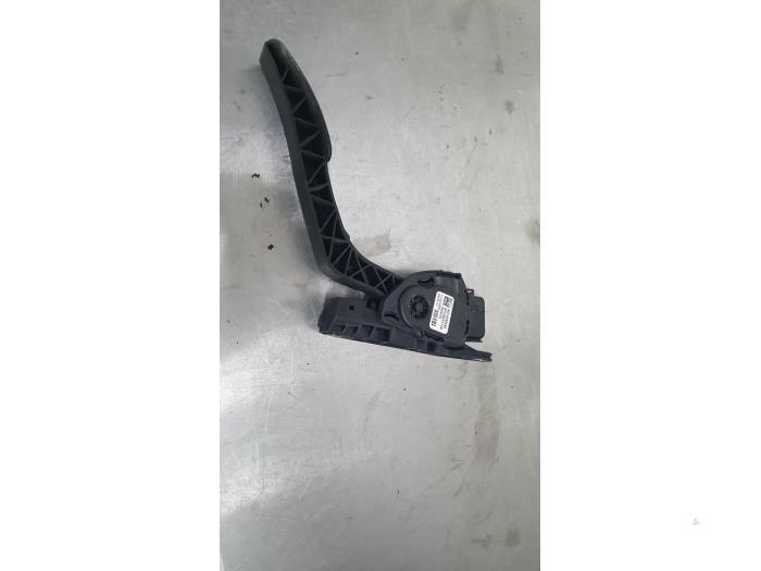 Begagnade Gaspedalsensor Ford Fiesta Pris € 9,95 Marginaltabell erbjuds av De Witte Boerderij AutoMotive